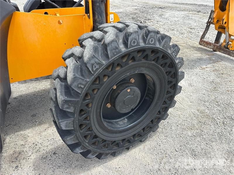 JCB 509.42 Teleskoplæssere