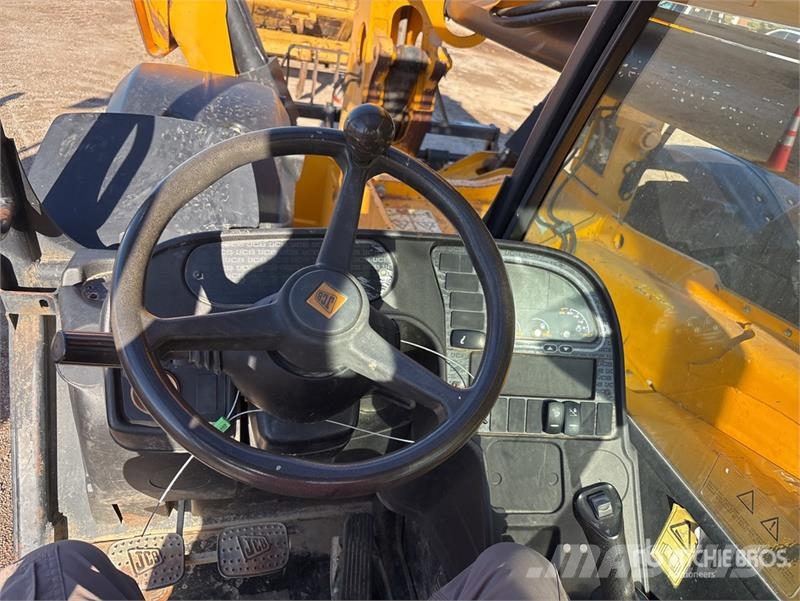 JCB 510-56 Teleskopiskie manipulatori