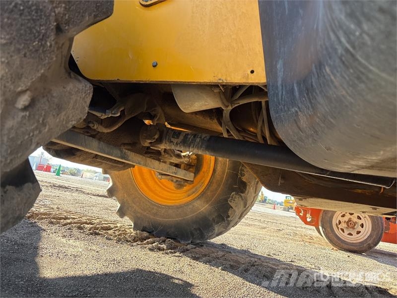 JCB 510-56 Teleskopiskie manipulatori