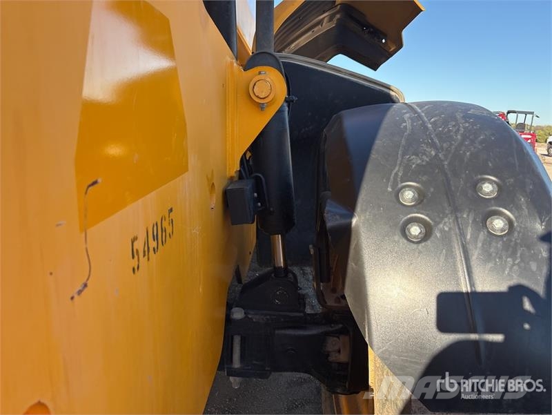 JCB 510-56 Teleskopiskie manipulatori
