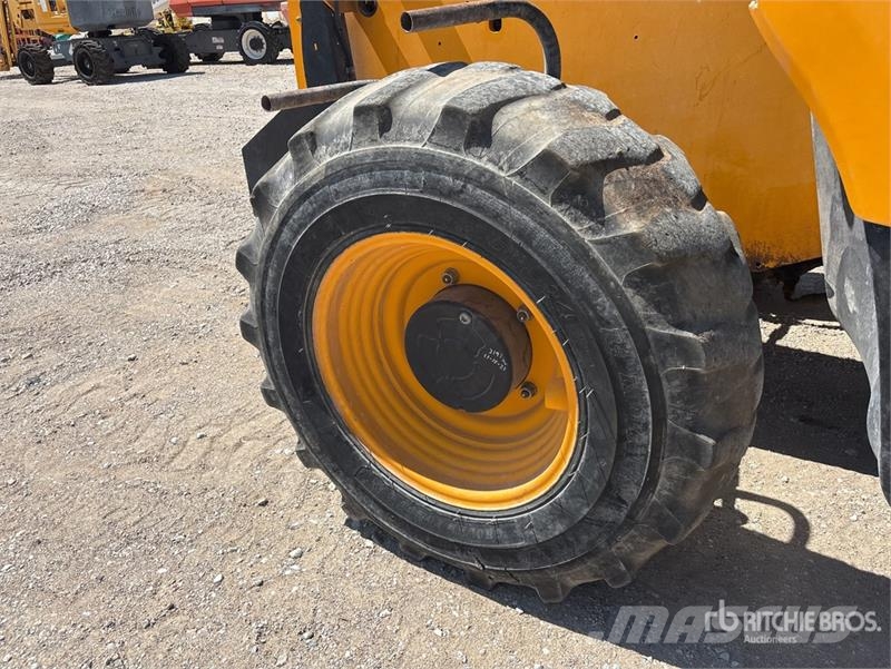JCB 541-70 Teleskopski viličarji