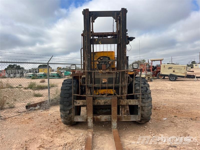 JCB 930-2 4x2 Rough Terrain Forklift (Inoperable) Montacargas todo terreno