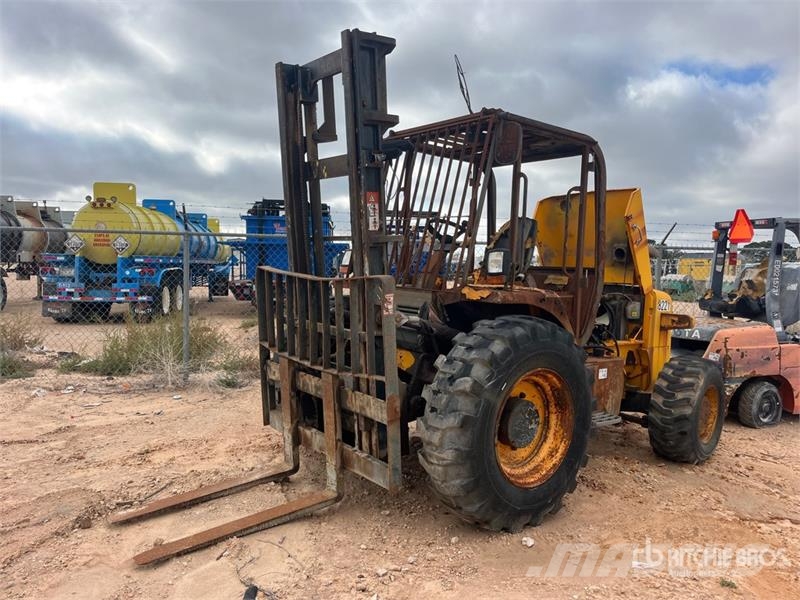 JCB 930-2 4x2 Rough Terrain Forklift (Inoperable) Montacargas todo terreno