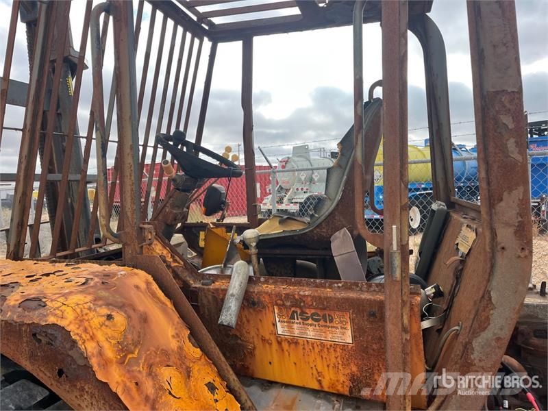 JCB 930-2 4x2 Rough Terrain Forklift (Inoperable) Montacargas todo terreno
