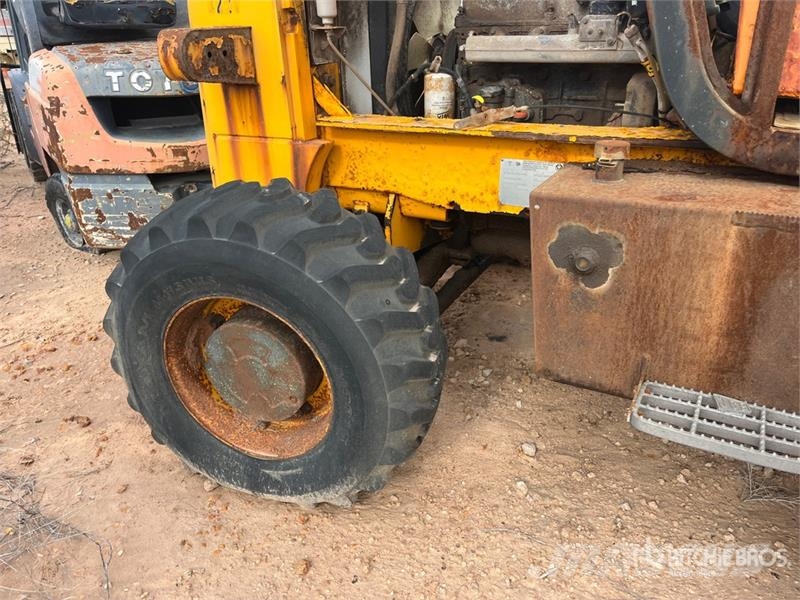 JCB 930-2 4x2 Rough Terrain Forklift (Inoperable) Montacargas todo terreno