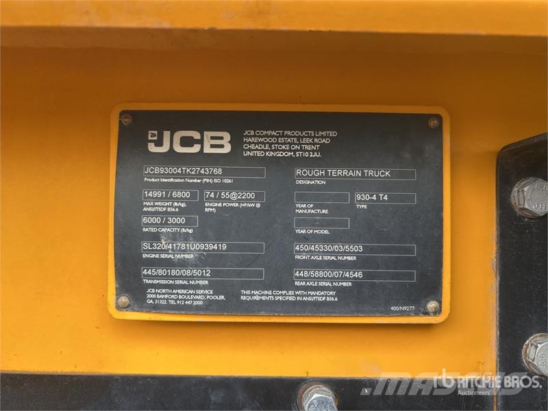 JCB 930-4 6000 lb Rough Terrain Forklift Maastotrukit