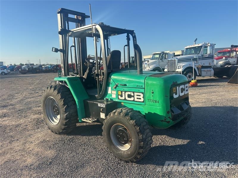 JCB 9304 6000 lb 4x4 Rough Terrain Forklift Tereptargonca