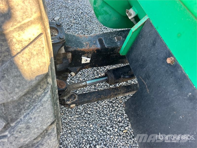 JCB 940 8000 lb 4x4 Rough Terrain Forklift 越野叉车|叉装车