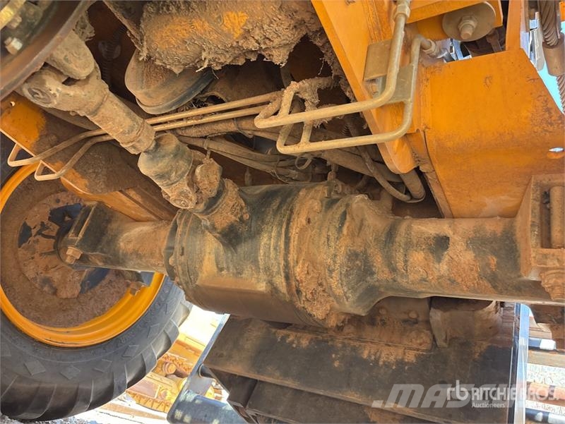 JCB 950 10000 lb 4x2 Rough Terrain Forklift Terrängtruck