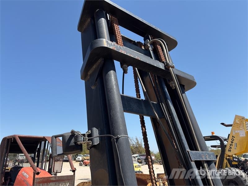 JCB 950 10000 lb 4x2 Rough Terrain Forklift Terrängtruck