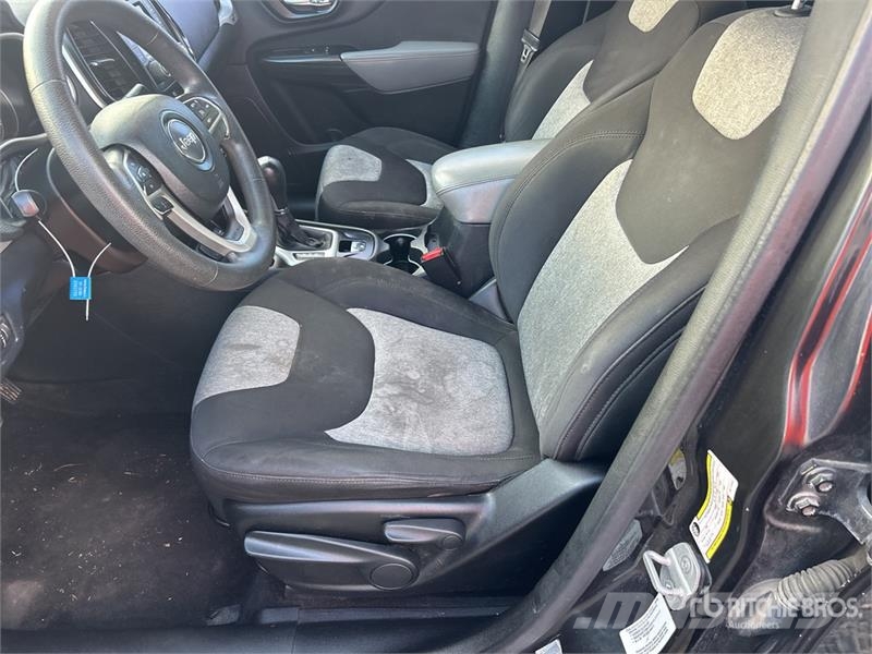 Jeep Cherokee Sport 2WD SUV Cars