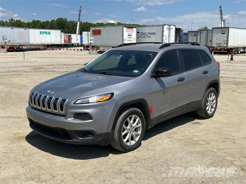 Jeep Cherokee Sport 2WD SUV Personbilar