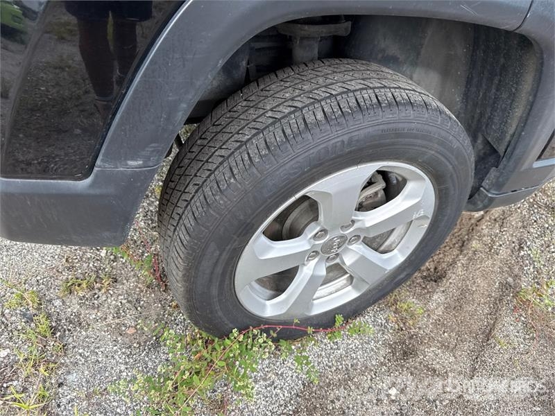 Jeep Compass 4WD SUV Automašīnas