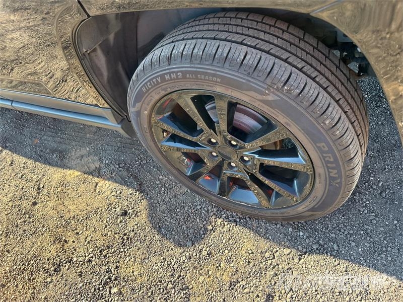 Jeep Compass Sport SUV Avtomobili