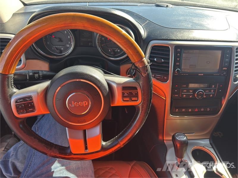 Jeep Grand Cherokee Laredo Voiture