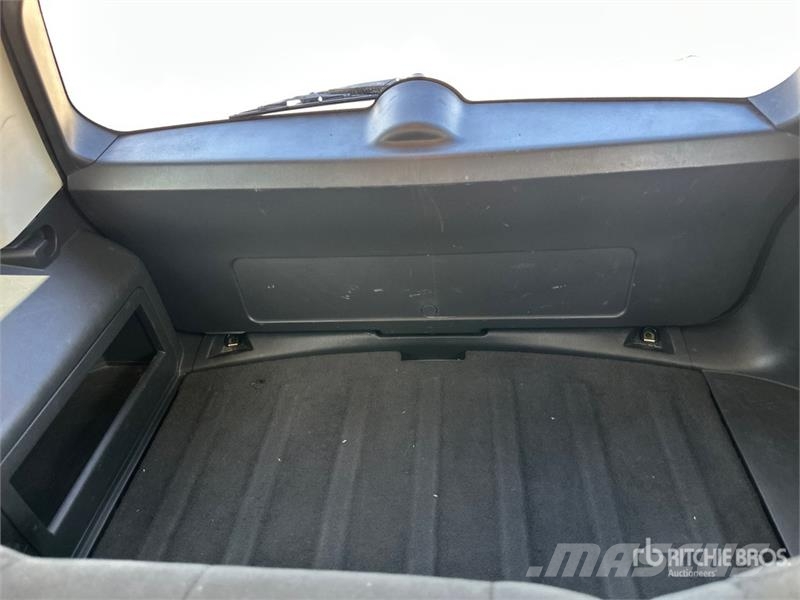 Jeep Patriot 2WD SUV Auto