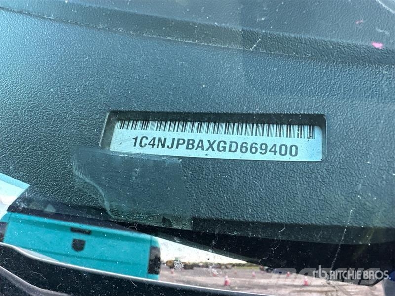 Jeep Patriot 2WD SUV Auto