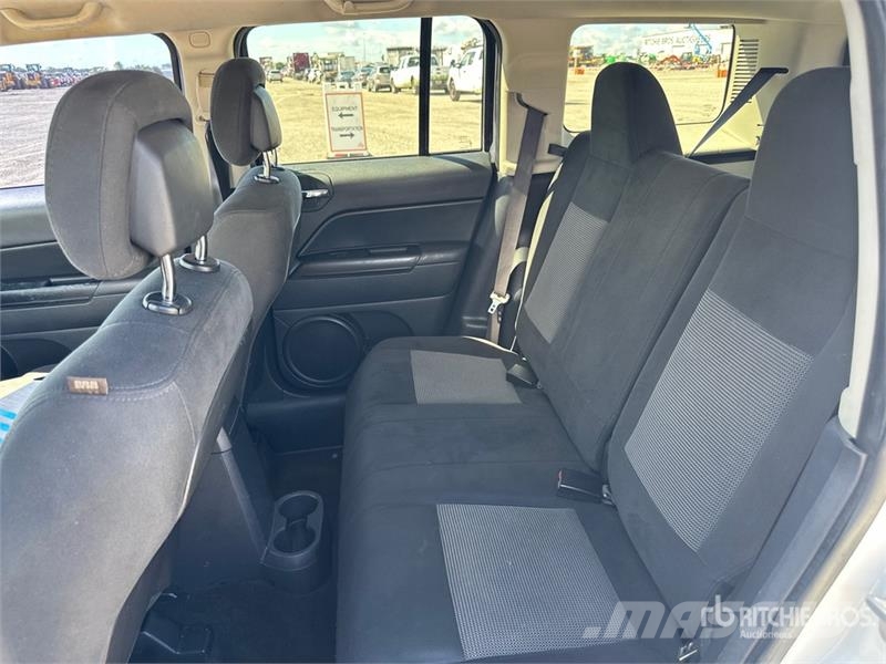 Jeep Patriot 2WD SUV Auto