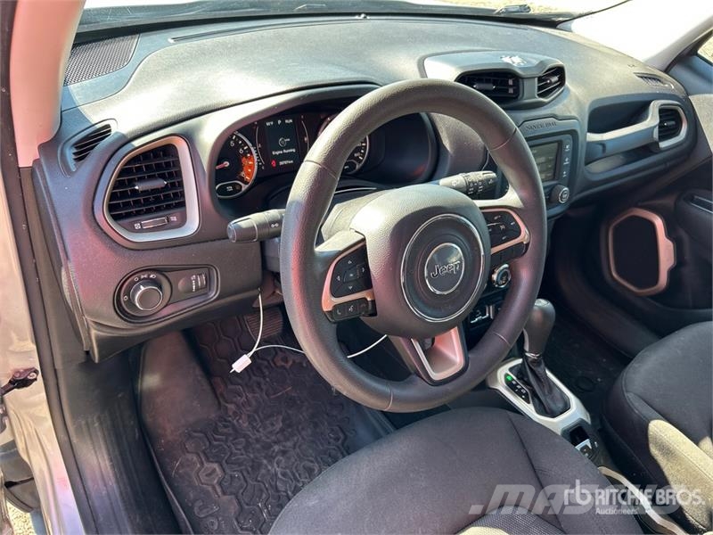 Jeep Renegade Sport Sport 2WD SUV Carros Ligeiros