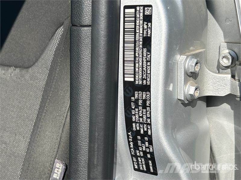 Jeep Renegade Sport Sport 2WD SUV Carros Ligeiros