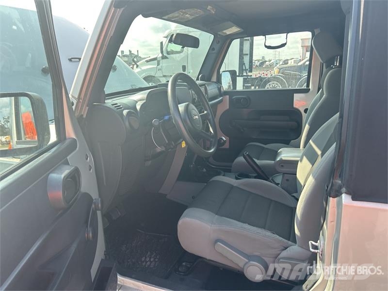 Jeep Wrangler 4WD SUV Kistehergépjárművek