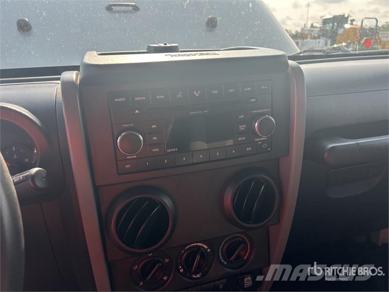 Jeep Wrangler 4WD SUV Kistehergépjárművek