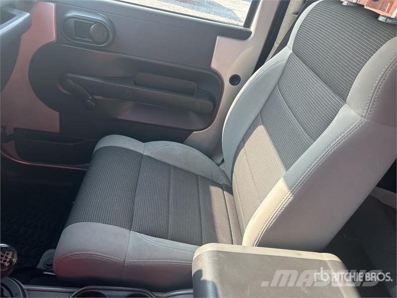 Jeep Wrangler 4WD SUV Kistehergépjárművek
