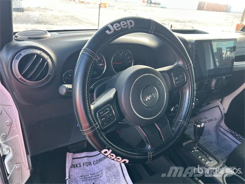 Jeep Wrangler Sport Automašīnas