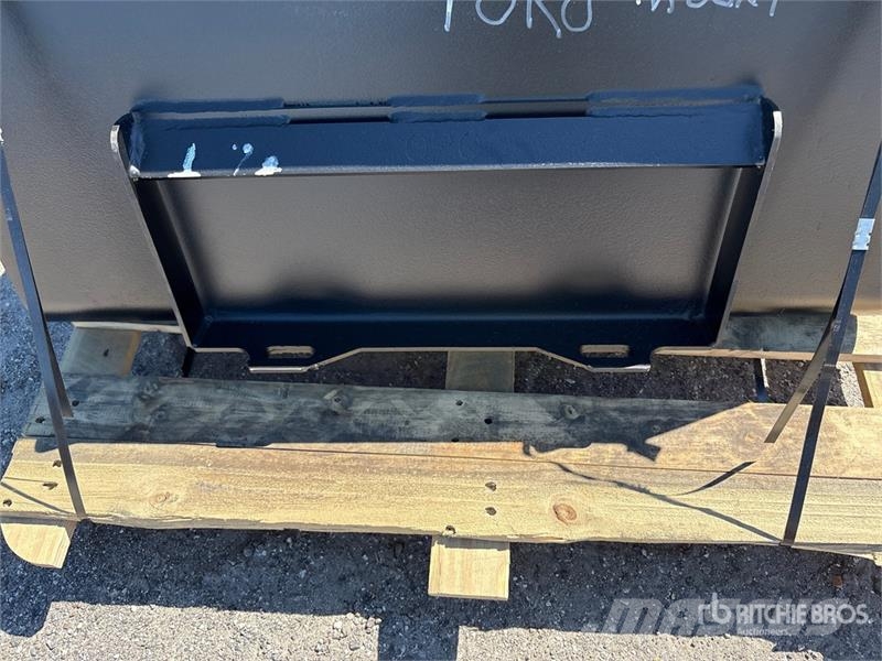 Jenkins 42 in Skid steer bucket 42" مكونات أخرى