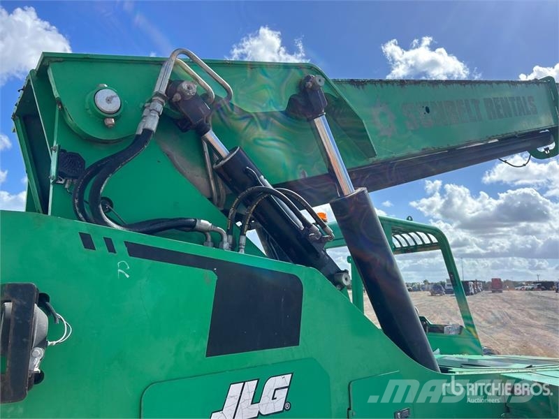 JLG 10042 Teleskooplaadurid