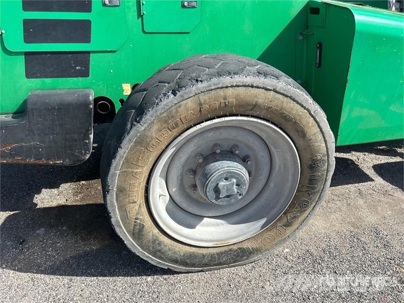 JLG 10042 Teleskooplaadurid