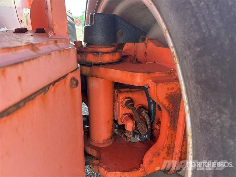 JLG 1200SJP 4WD Diesel Telescopic Boom Lift Nacelles télescopiques