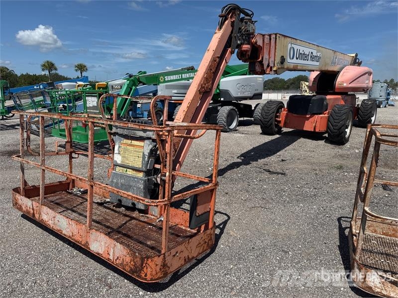 JLG 1200SJP 4WD Diesel Telescopic Boom Lift Nacelles télescopiques