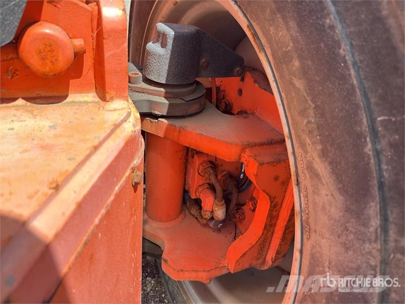 JLG 1200SJP 4WD Diesel Telescopic Boom Lift Nacelles télescopiques
