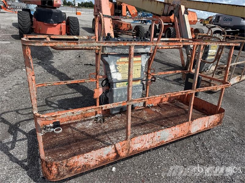 JLG 1200SJP 4WD Diesel Telescopic Boom Lift Nacelles télescopiques