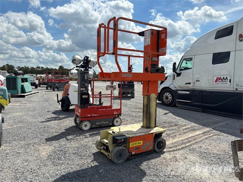 JLG 1230ES Vertical Mast Lift Vertikālie pacēlāji