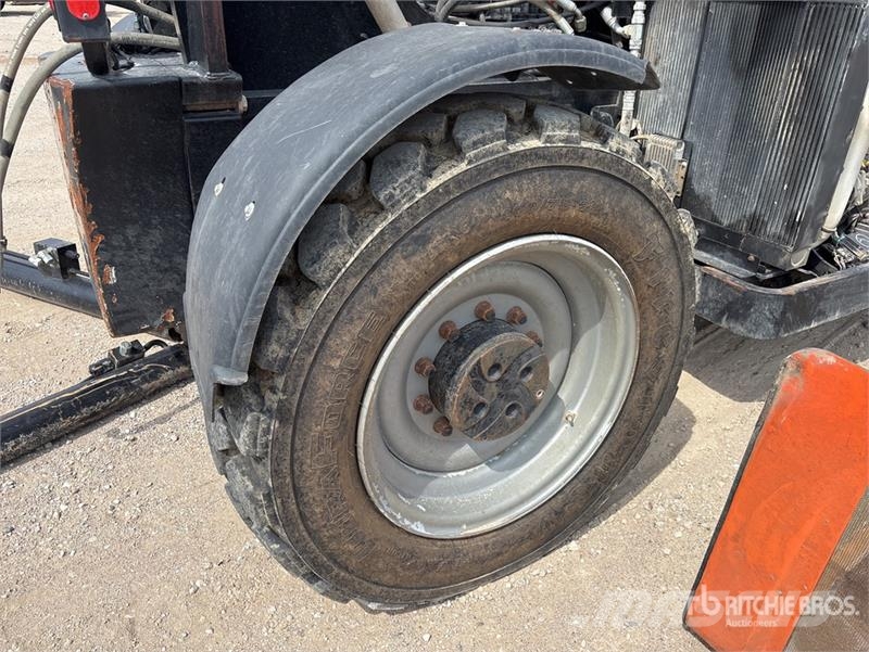 JLG 1255 مناولات متداخلة