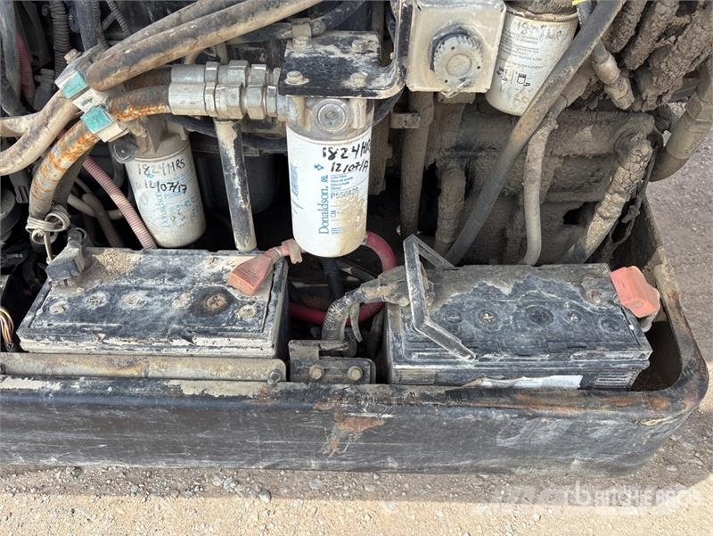 JLG 1255 مناولات متداخلة