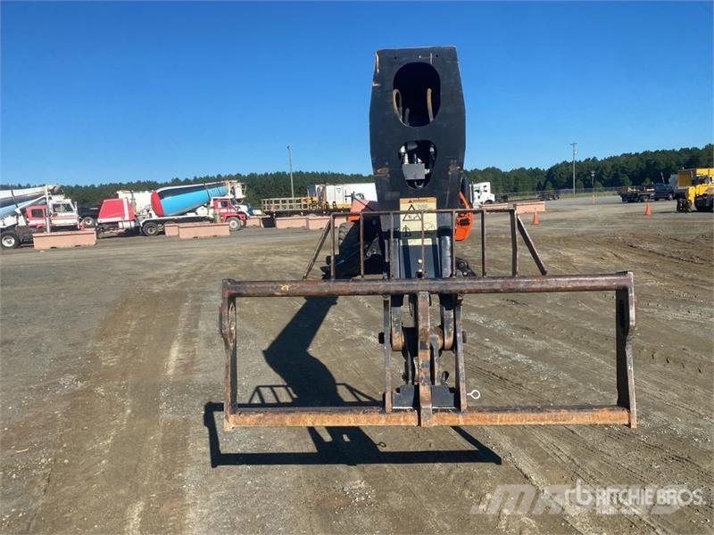JLG 1255 텔러 핸들러