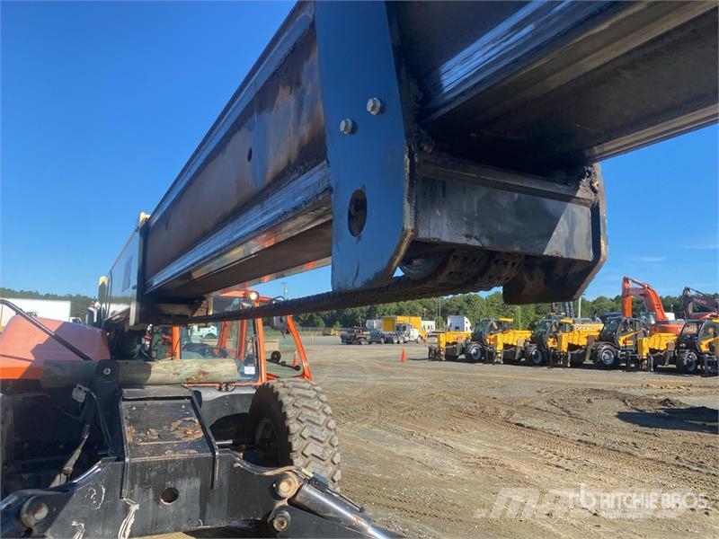 JLG 1255 텔러 핸들러