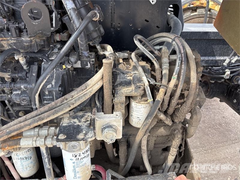 JLG 1255 مناولات متداخلة