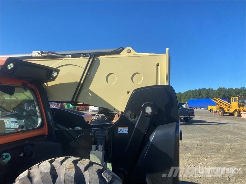 JLG 1255 텔러 핸들러
