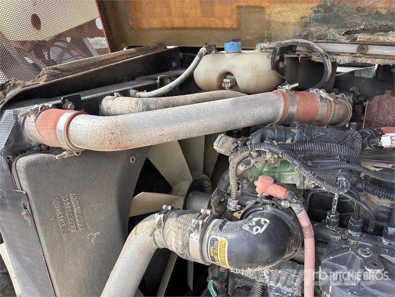 JLG 1255 مناولات متداخلة