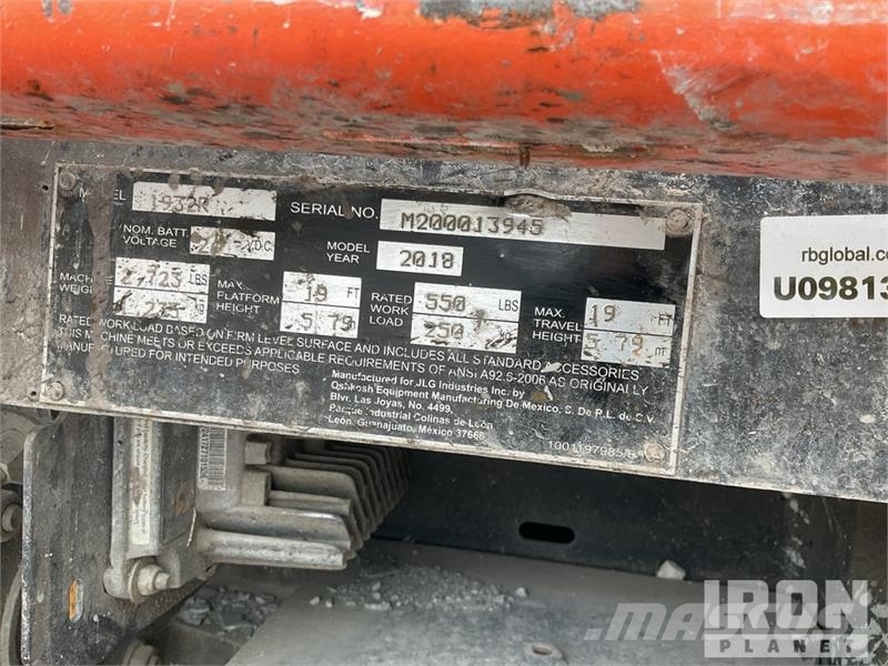 JLG 1932R Electric Scissor Lift رافعات مقصية الشكل