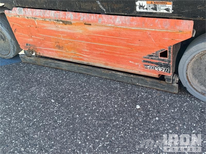 JLG 1932R Electric Scissor Lift رافعات مقصية الشكل