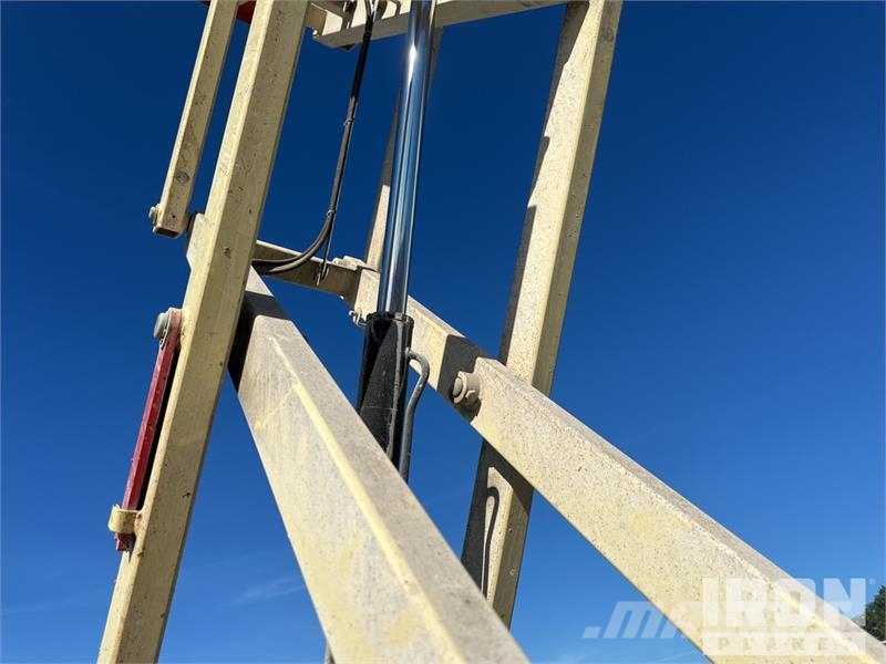JLG 1932R Electric Scissor Lift رافعات مقصية الشكل