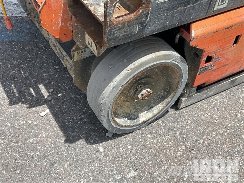 JLG 1932R Electric Scissor Lift Škarjaste dvižne ploščadi