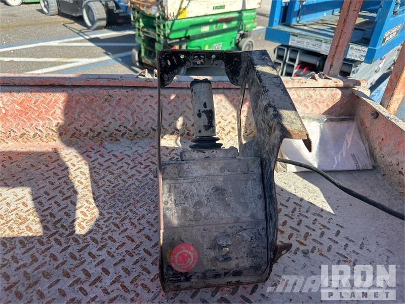 JLG 1932R Electric Scissor Lift رافعات مقصية الشكل