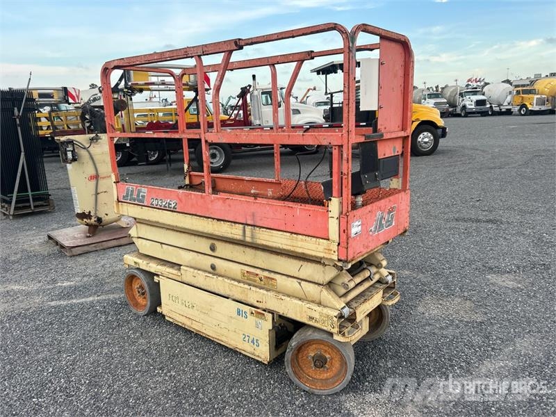 JLG 2032-E2 Electric Scissor Lift Scissor lifts