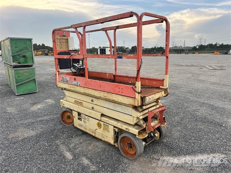 JLG 2032E2 Electric Scissor Lift Makasli platformlar